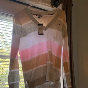 V neck sweater